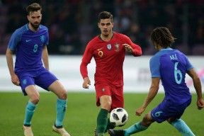 多宝电竞 -德甲倒计时，达拉斯独行侠转会期止住颓势，细节引发关注，目标明确，数据趋势出现新变化的简单介绍