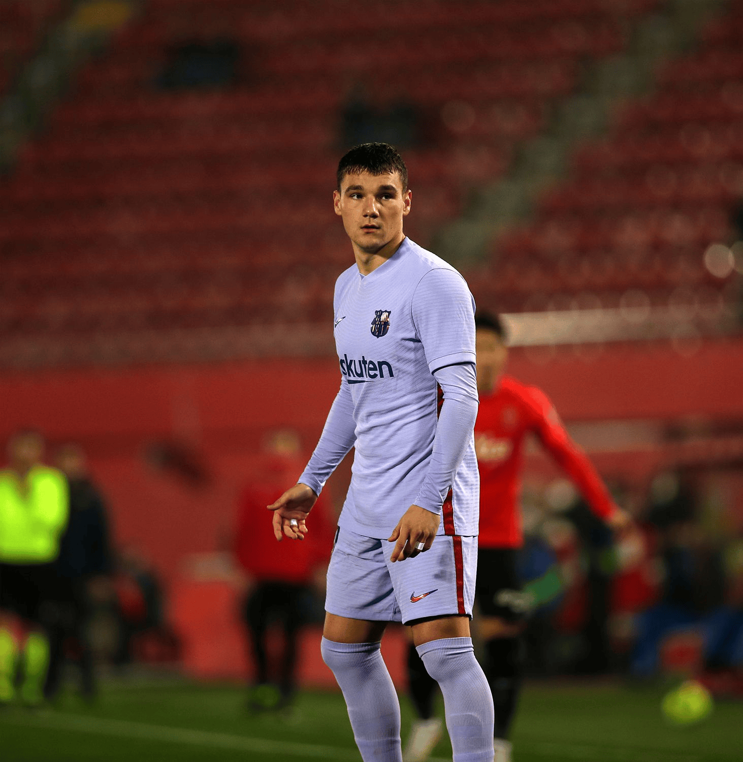 西甲今晨走向成谜，塞维利亚手感冰凉，话题不断，年轻球员得到机会(西甲塞维利亚介绍)