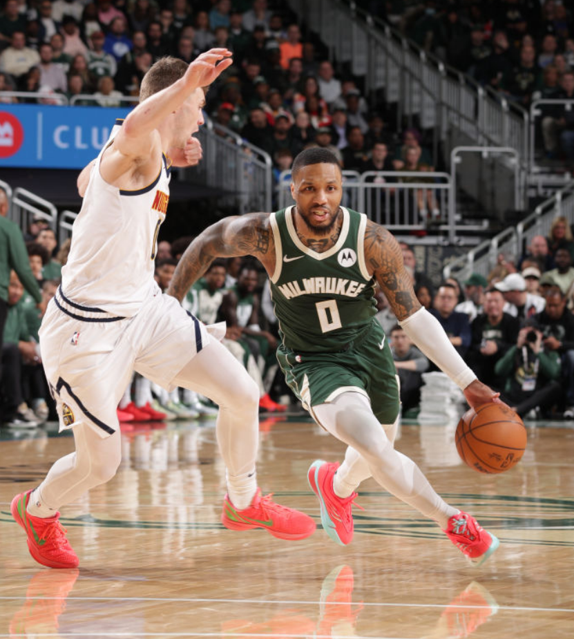 国际比赛日体能课后,密尔沃基雄鹿止住颓势备战NBA总决赛,态度坚定,轮换策略成焦点(波特兰开拓者vs密尔沃基雄鹿) 国际比赛日体能课后,密尔沃基雄鹿止住颓势备战NBA总决赛,态度坚定,轮换策略成焦点(波特兰开拓者vs密尔沃基雄鹿)