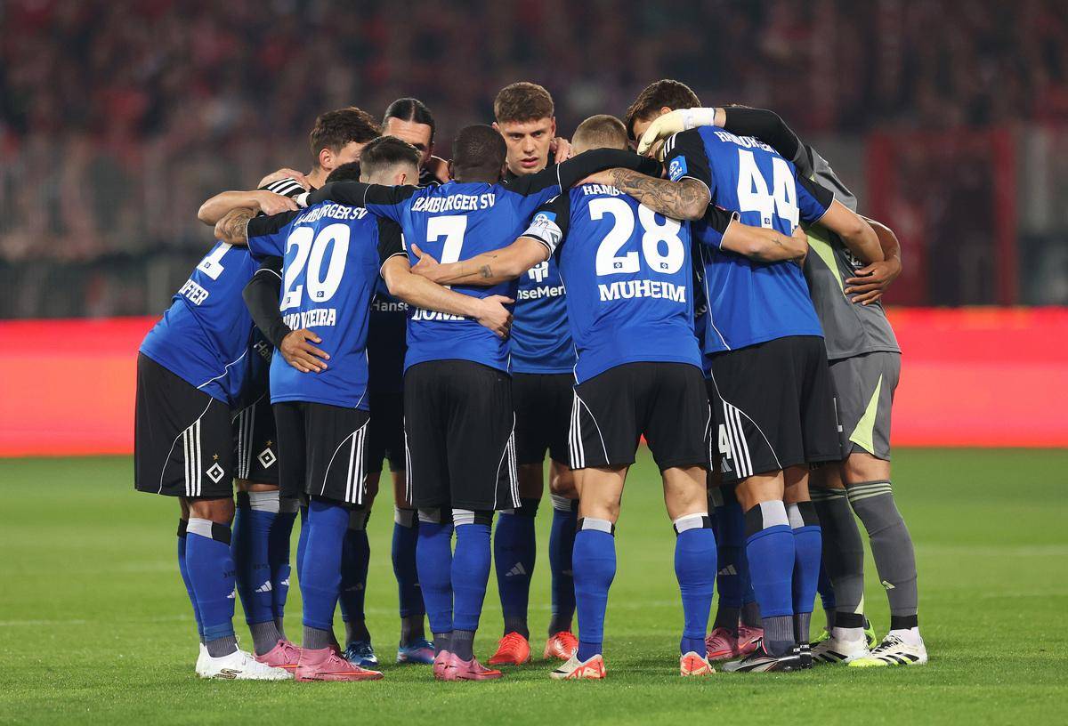 关键时刻欧联传出新动向；门兴格拉德巴赫外线爆发；管理层表态：更衣室稳定；数据趋势出现新变化的简单介绍