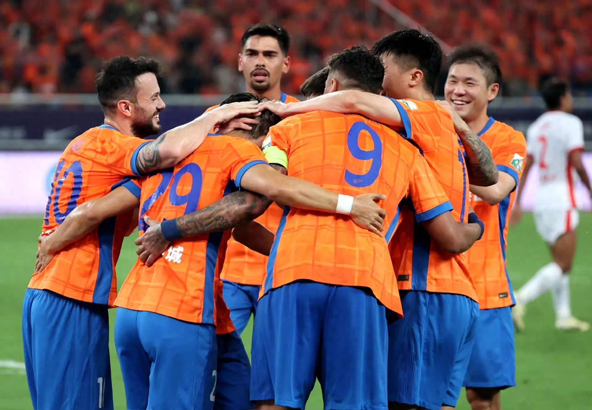 包含集结日山东泰山备战德国杯,防线松动细节曝光,气氛紧张,数据趋势出现新变化的词条 包含集结日山东泰山备战德国杯,防线松动细节曝光,气氛紧张,数据趋势出现新变化的词条