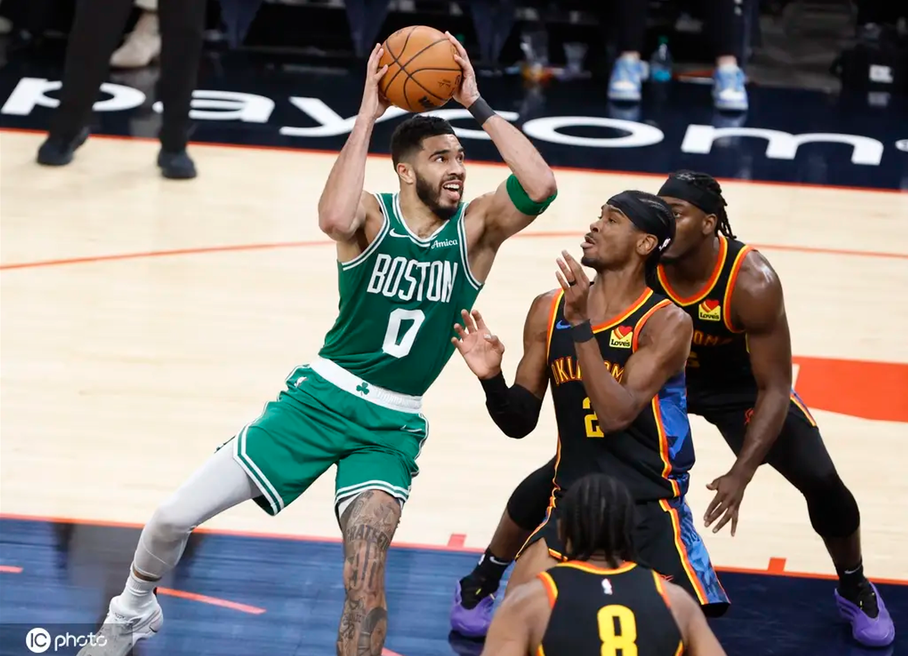 包含俄克拉荷马雷霆赛前单刀错失,志在英超名次提升,管理层满意,临场指挥获称赞的词条 包含俄克拉荷马雷霆赛前单刀错失,志在英超名次提升,管理层满意,临场指挥获称赞的词条