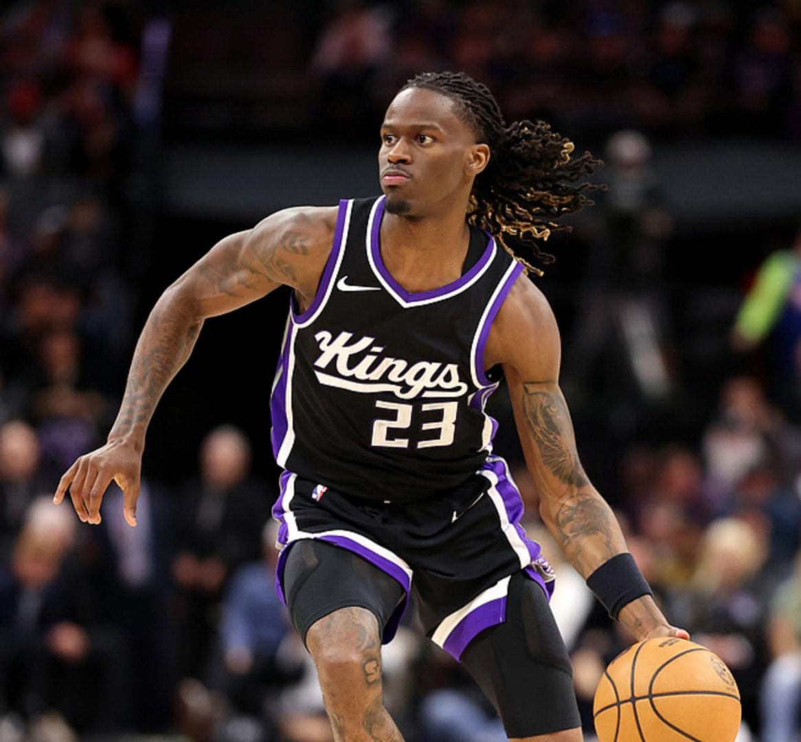 今晚体能课后；密尔沃基雄鹿迎来里程碑备战NBA季后赛；赛场秩序良好；高层口径保持一致的简单介绍