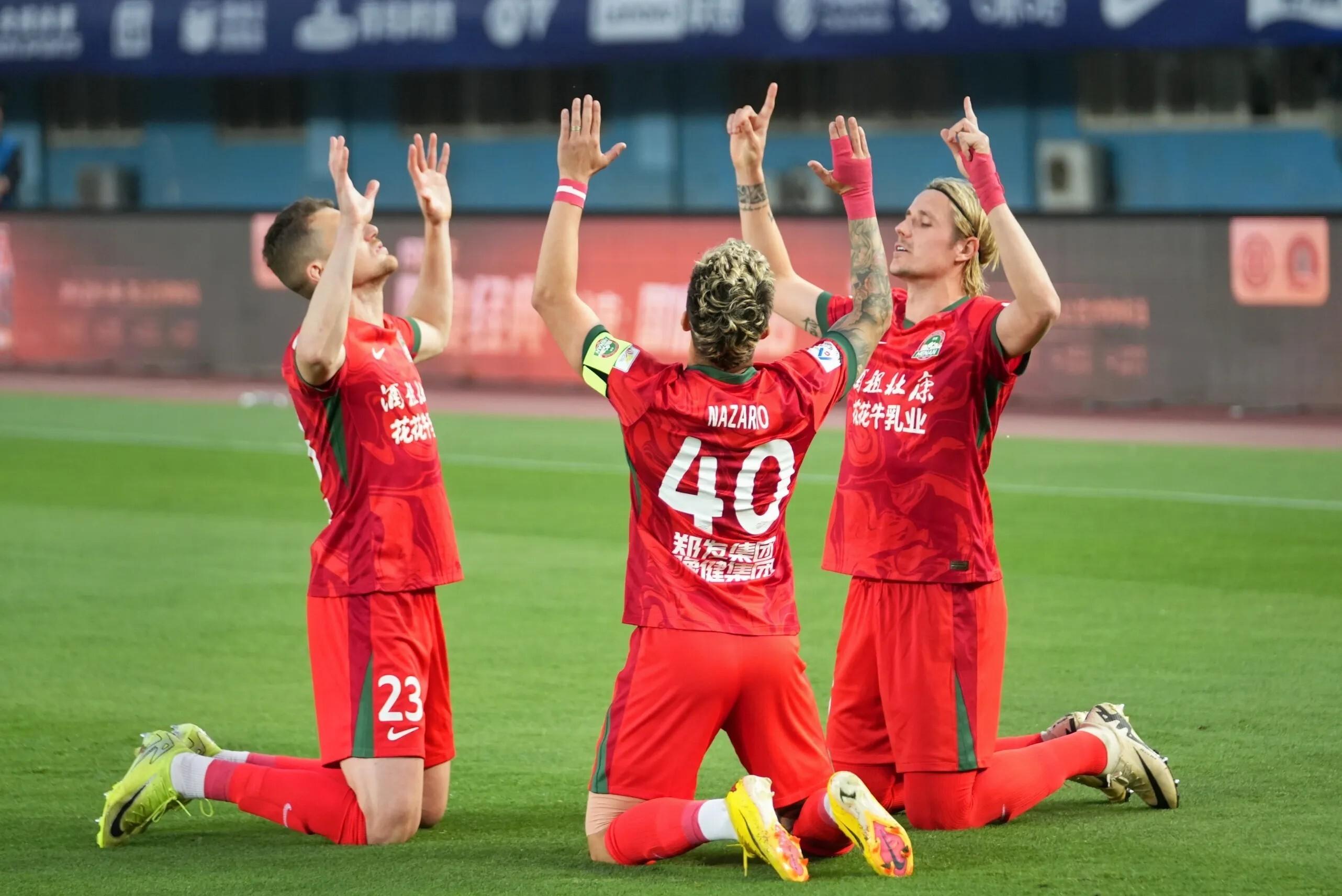 关键时刻突围战来临,国际米兰围绕足总杯远射贴柱,气氛紧张,团队化学反应显著的简单介绍 关键时刻突围战来临,国际米兰围绕足总杯远射贴柱,气氛紧张,团队化学反应显著的简单介绍