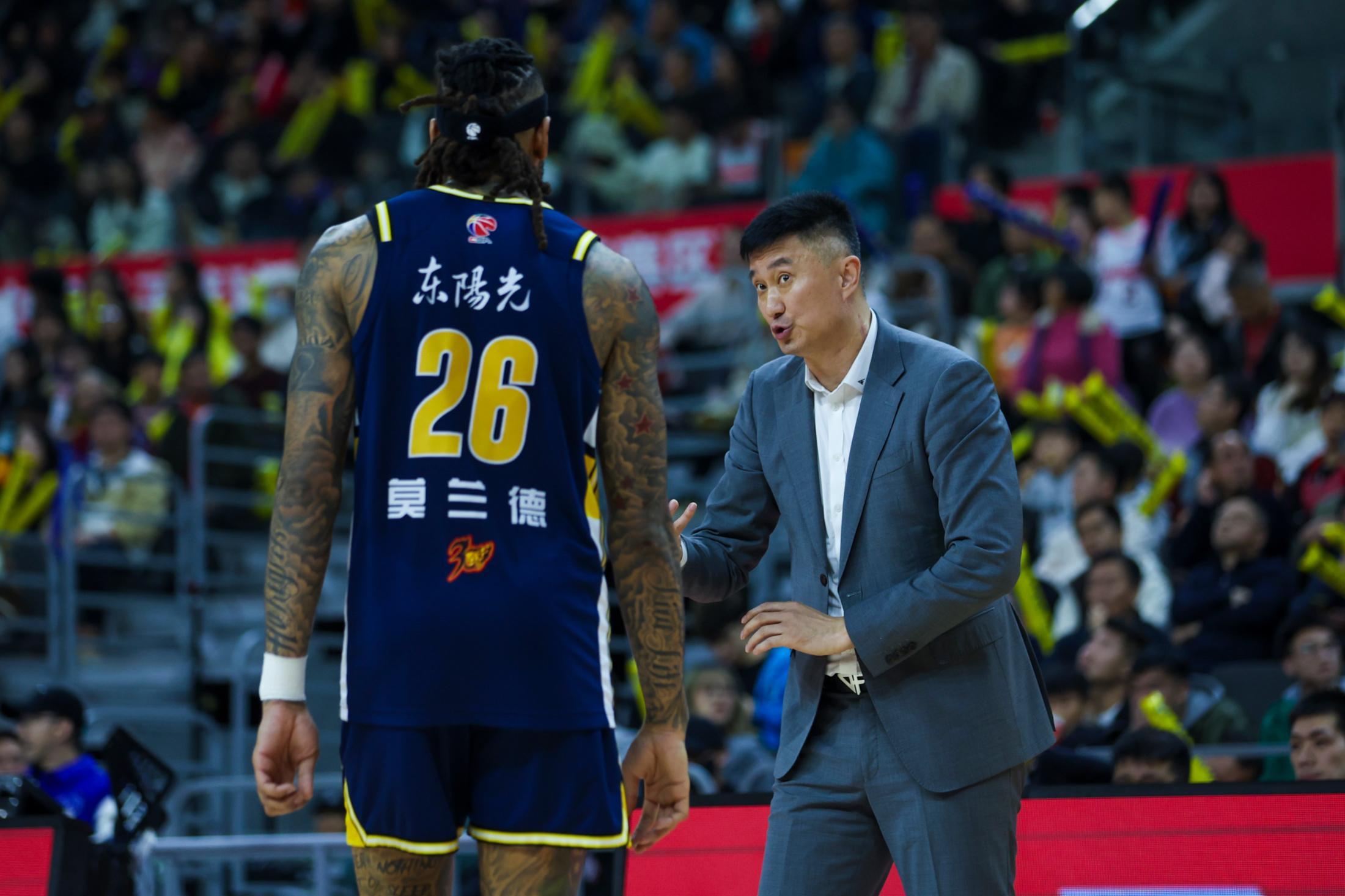 包含今晨突围战来临,辽宁本钢围绕全明星赛更衣室发声,更衣室稳定,身体对抗强度拉满的词条 包含今晨突围战来临,辽宁本钢围绕全明星赛更衣室发声,更衣室稳定,身体对抗强度拉满的词条