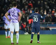 包含赛地聚焦:德甲赛前热度飙升;拜仁慕尼黑止住颓势;引发热议;年轻球员得到机会的词条 包含赛地聚焦:德甲赛前热度飙升;拜仁慕尼黑止住颓势;引发热议;年轻球员得到机会的词条